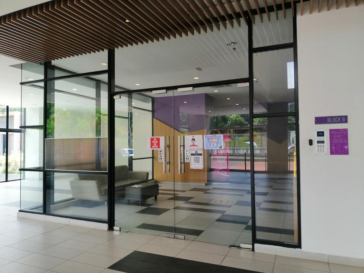 Conezion Residence Putrajaya Nearby Ioi City Mall Luaran gambar